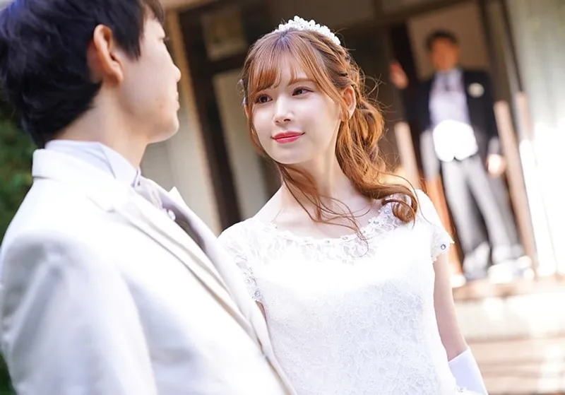 Bố người chồng xxx vợ của con trai ngay sau lễ cưới của con trai